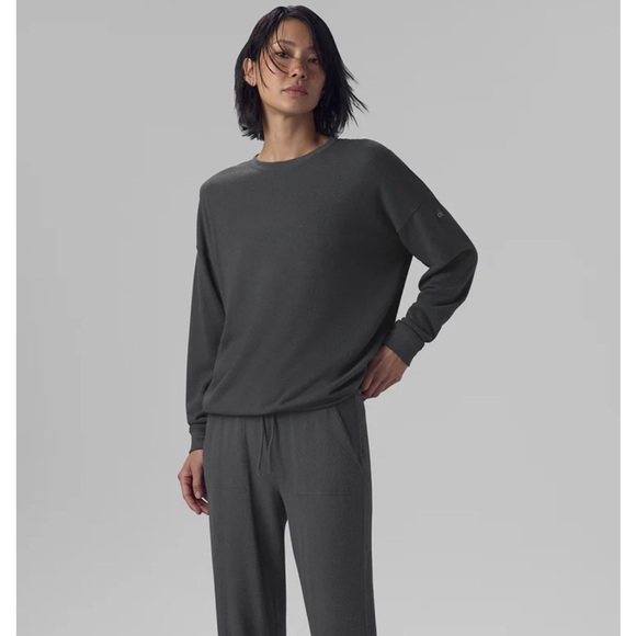 ALO Yoga Sweaters - ALO Yoga Soho Pullover - S